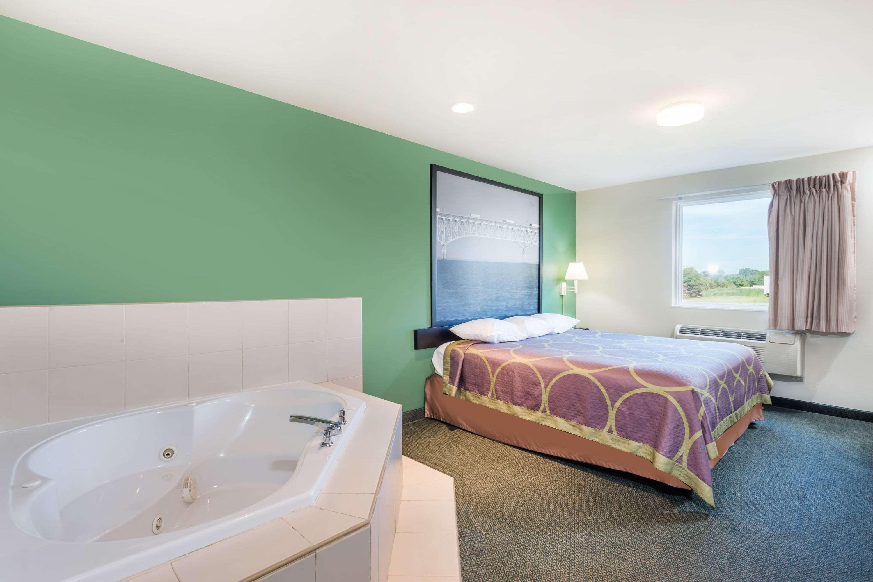 Super 8 By Wyndham Hagerstown/Halfway Area Otel Dış mekan fotoğraf